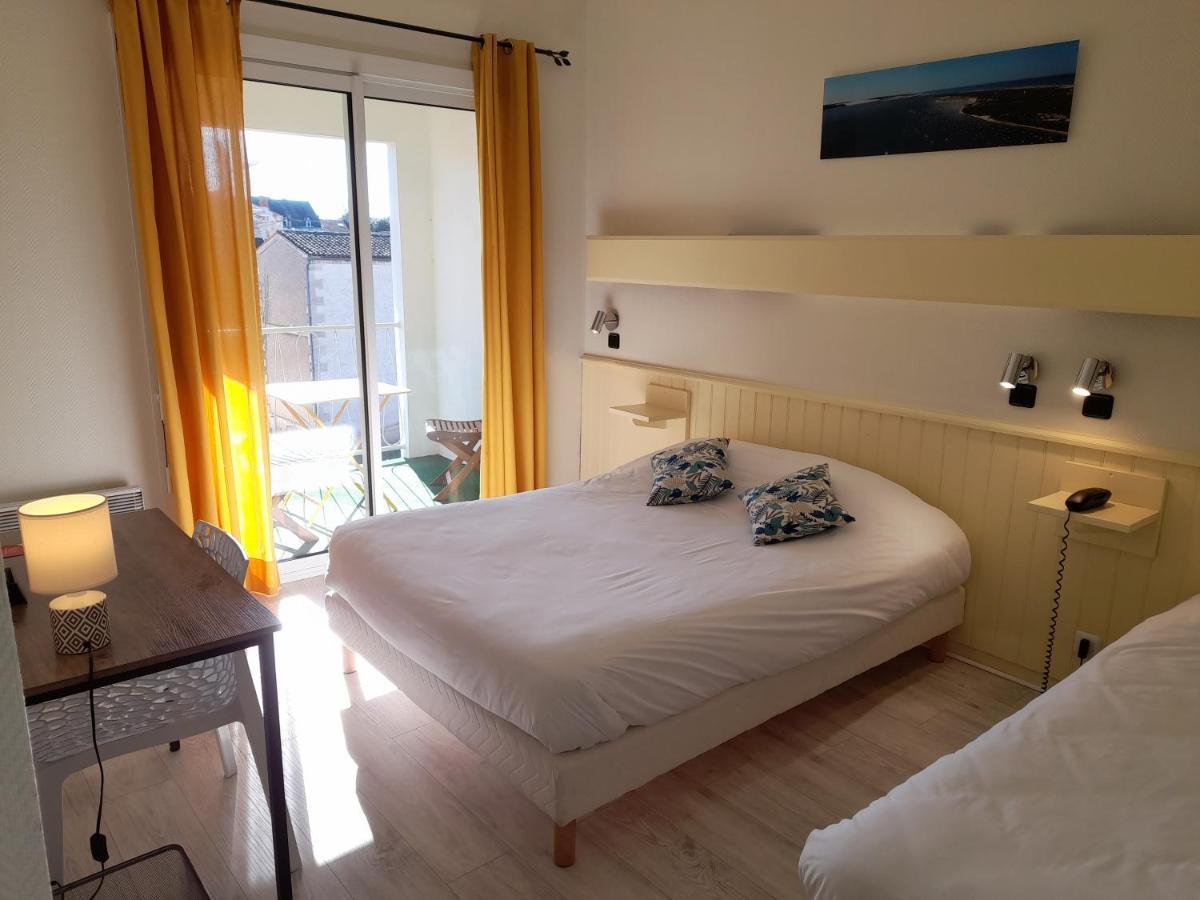Contact Hotel De France Saintes Εξωτερικό φωτογραφία